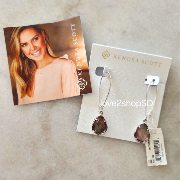 Kendra Scott Dee Kiri Black Pearl Drop Earrings Rare & Retired Rhodium Silver NW - Picture 2 of 2